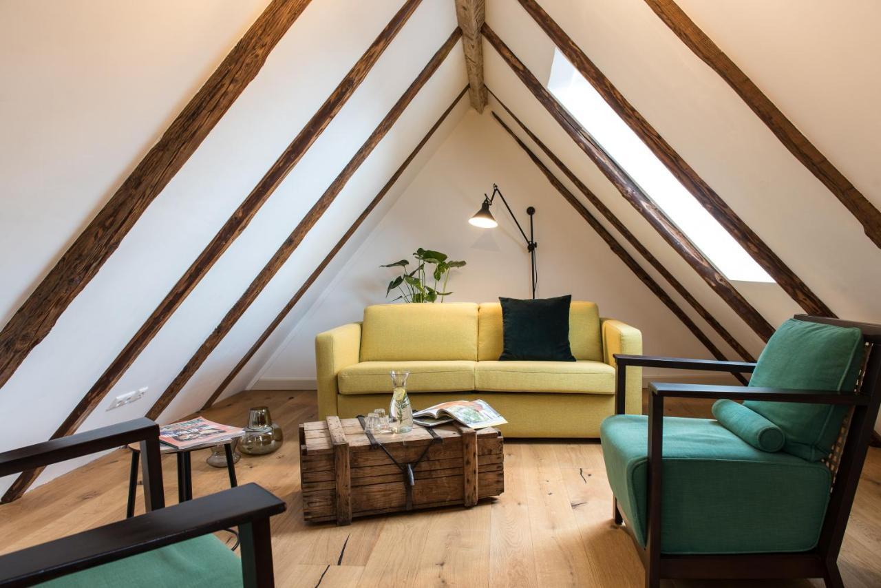 Palais Wunderlich Apartment Лар Екстериор снимка